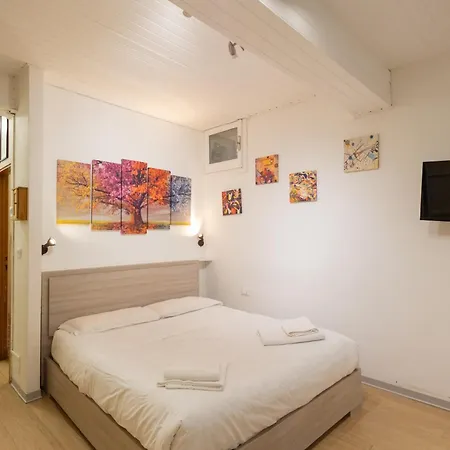 Tourist House Pratellino - Self Check-in Apartment